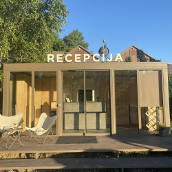 K60-kontejner-recepcija-za-BIG-BERRY-kamp