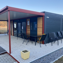 Doppel wohncontainer mit terrasse