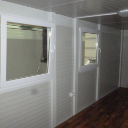 Viele Fenster für ein helles Raum