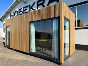 Pisarna Noir 6x2,3x2,8m