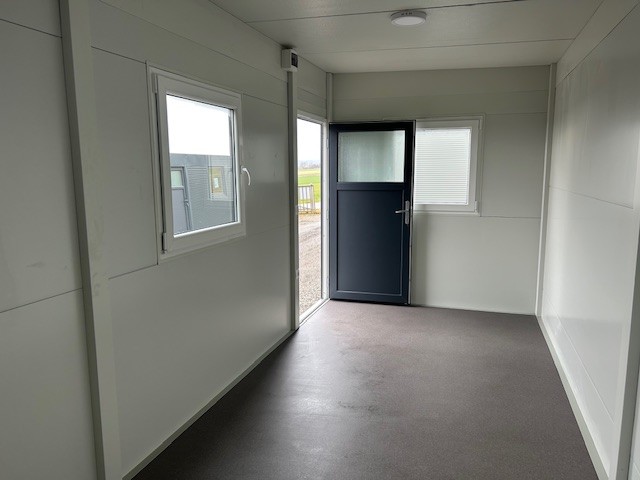 KONTEJNER 6 X 2,3 X 2,8 M - slika 2