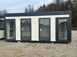 KONTEJNER 6 X 2,3 X 2,8 M