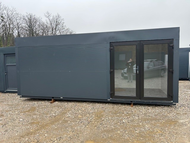 KONTEJNER 6 X 2,3 X 2,3 m