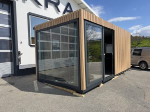 Mobilna Pisarna Monarch - Kontejner 6 x 3 x 2,8 m